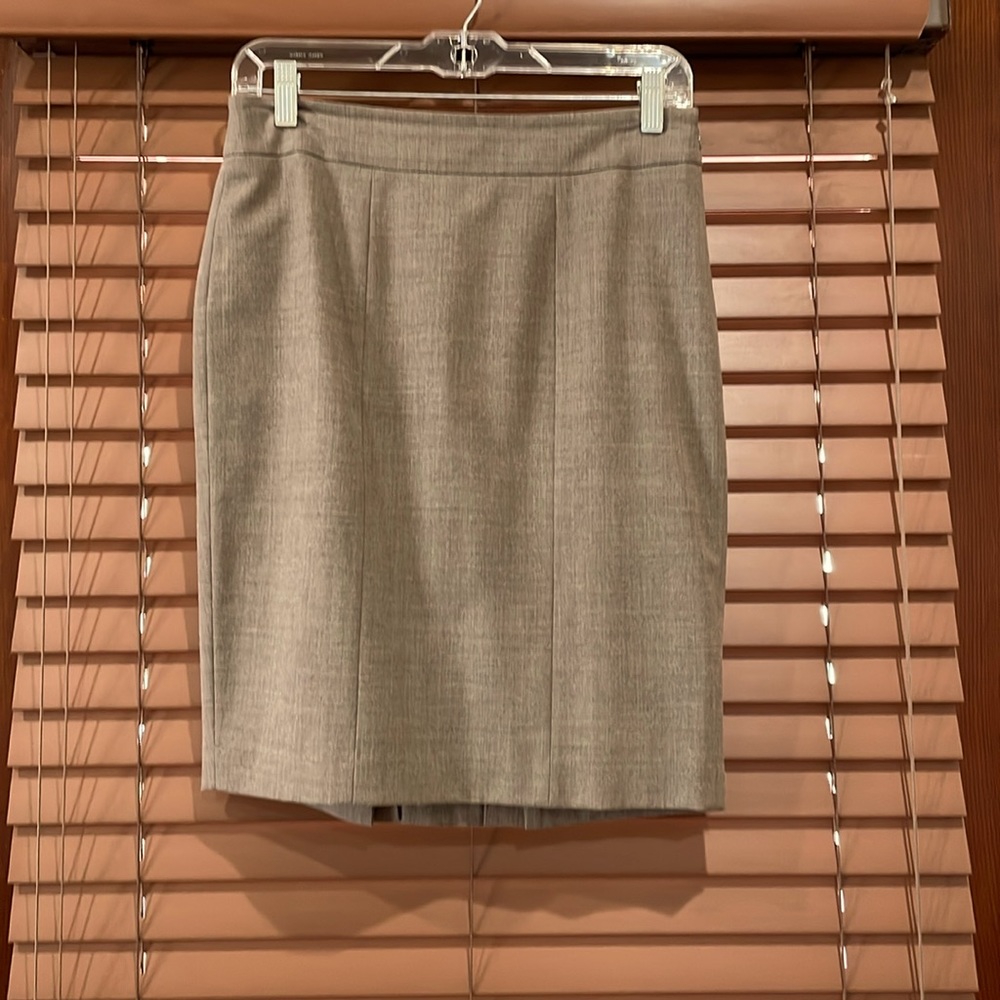 Ann Taylor light brown skirt